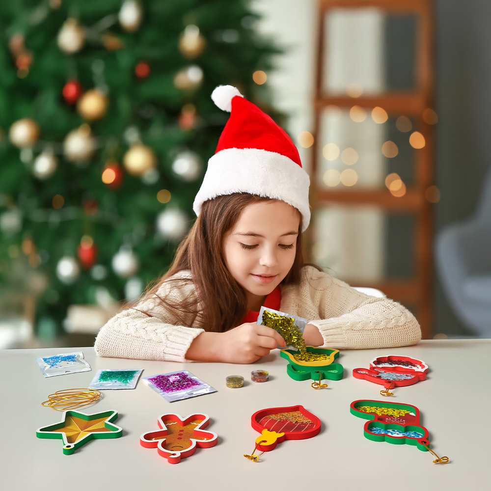Shake Its Christmas Ornaments